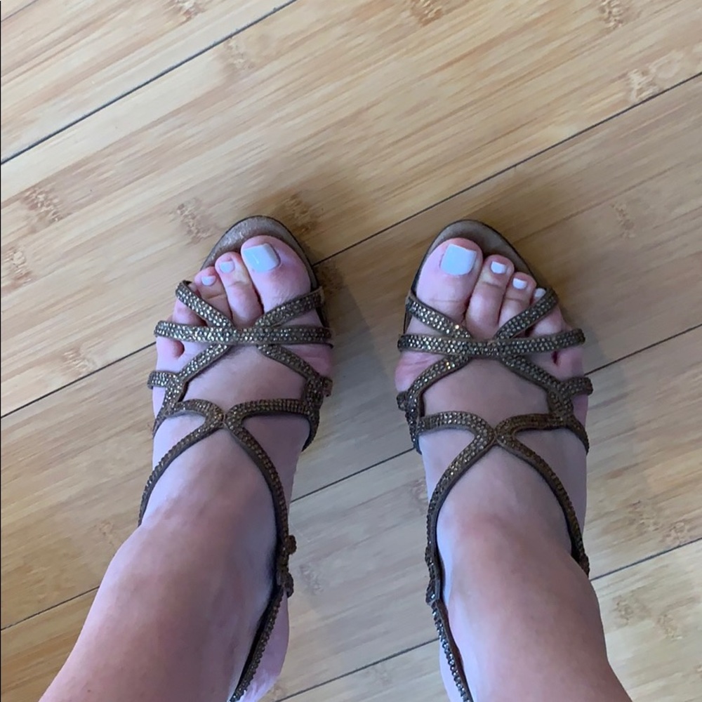 Peeled moda heels